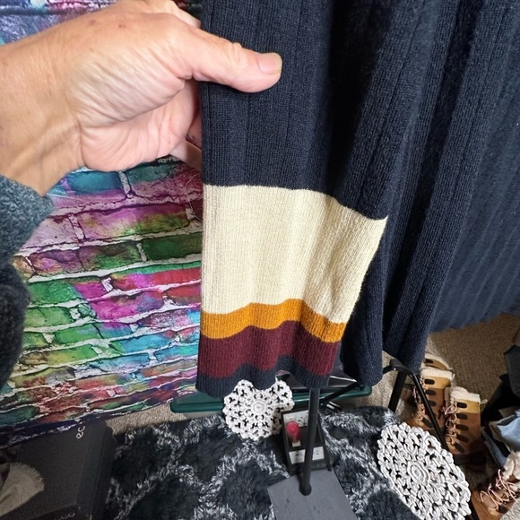 NWOT Cliche Small Sweater - Picture 4 of 6